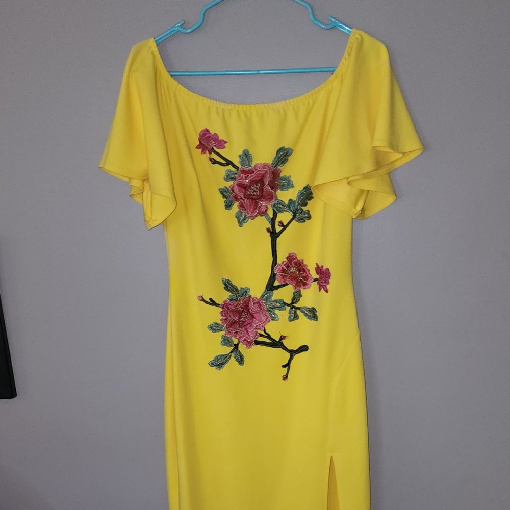 Va Va Voom Embroidered Yellow Dress